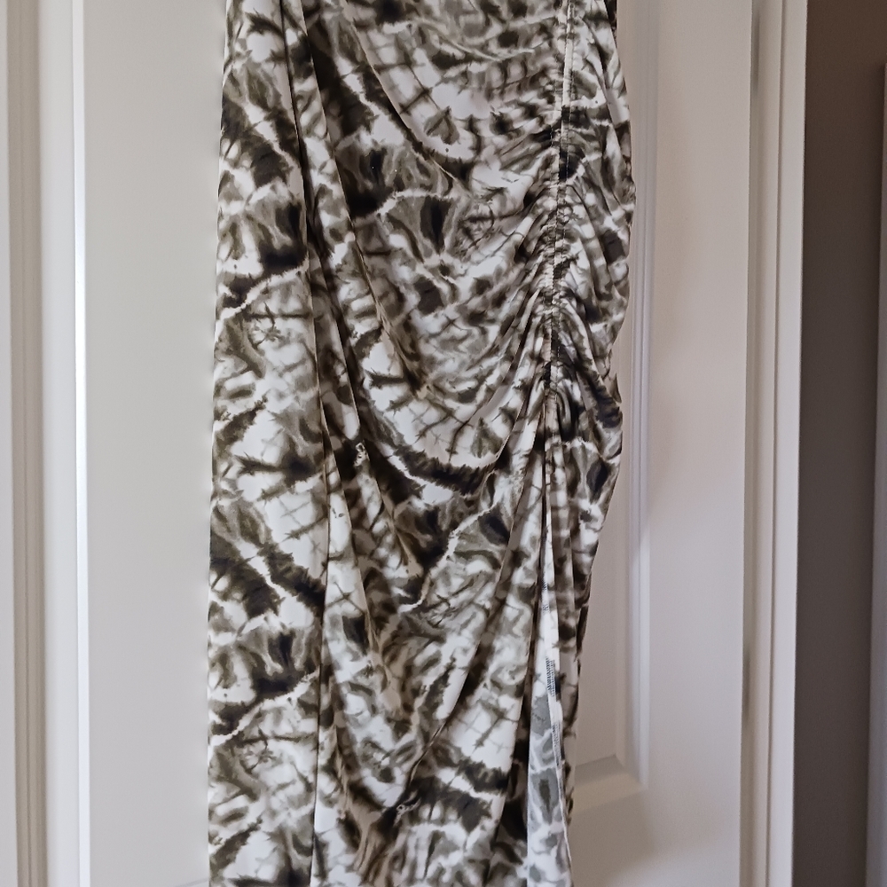 Inc skirt